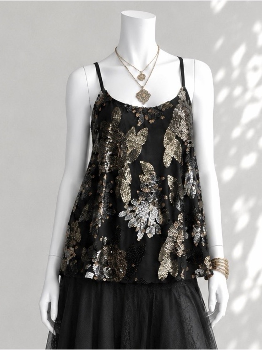 BB Dakota Black Sequin Floral Cami Top M Sheer Fairy Grunge Indie Sleaze Tank - Picture 8 of 12